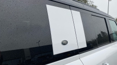 Land Rover Defender 2.0 P300 SE 110 5dr Auto Petrol Estate